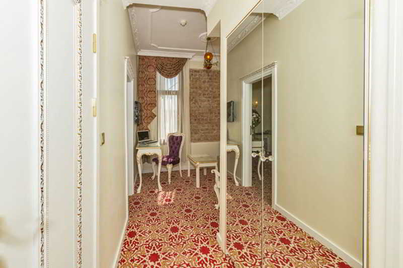 By Murat Crown Hotel Taksim 伊斯坦布尔 外观 照片