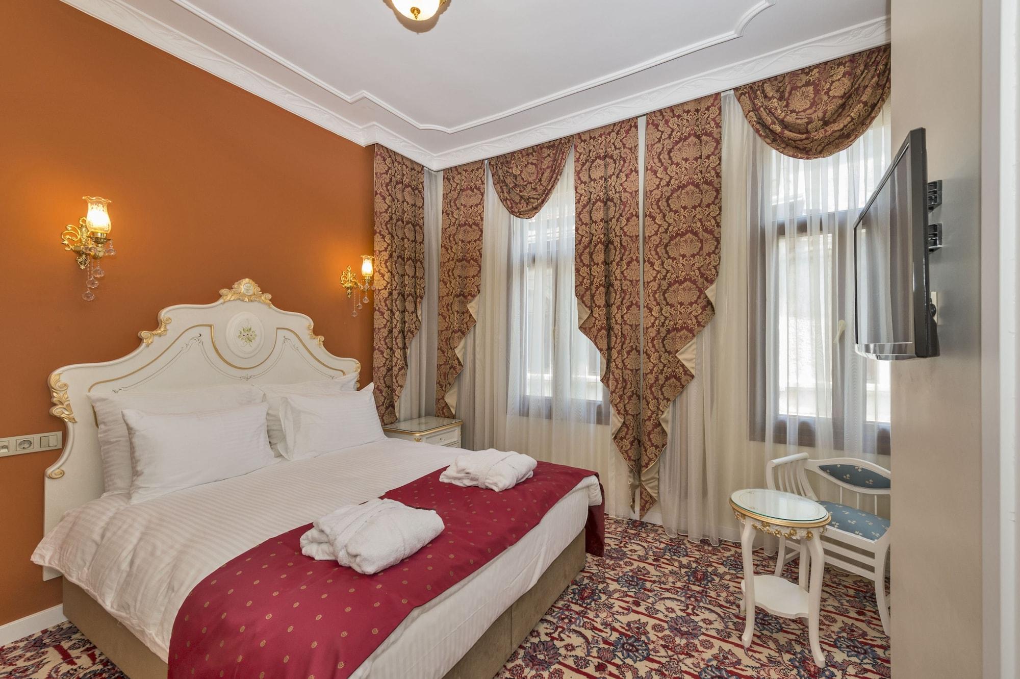 By Murat Crown Hotel Taksim 伊斯坦布尔 外观 照片