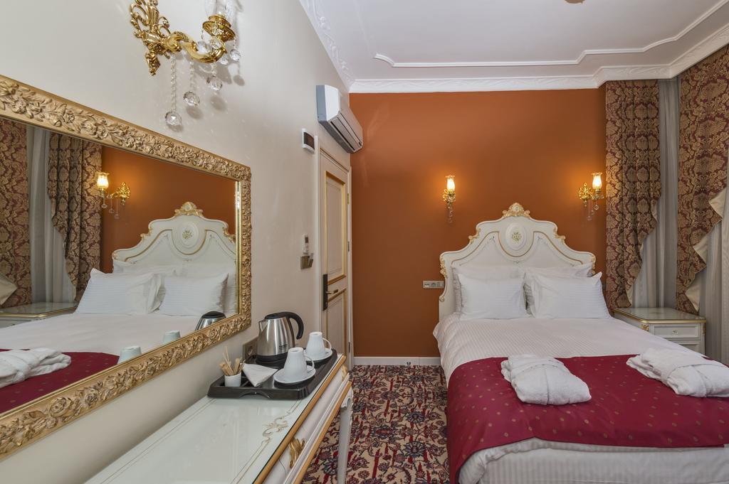 By Murat Crown Hotel Taksim 伊斯坦布尔 外观 照片
